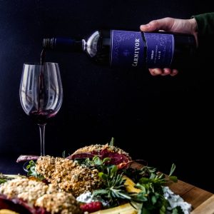 Carré d’agneau en croûte d’herbes et légumes racines grillés